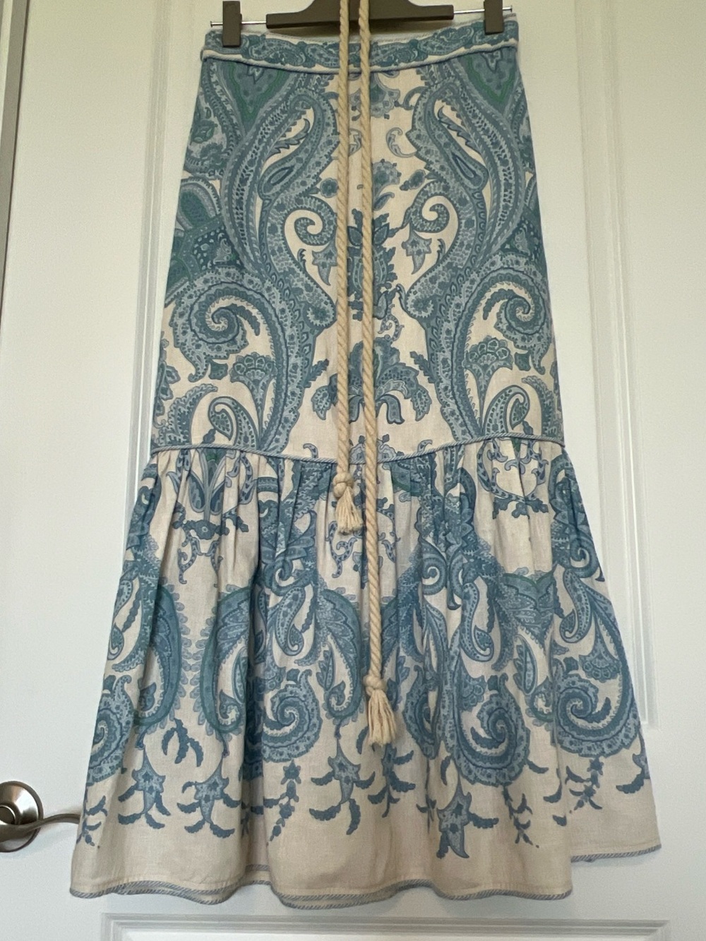 House of Harlow 1960 linen/ viscose Blue/white Paisley Tiered Maxi Skirt S NEW